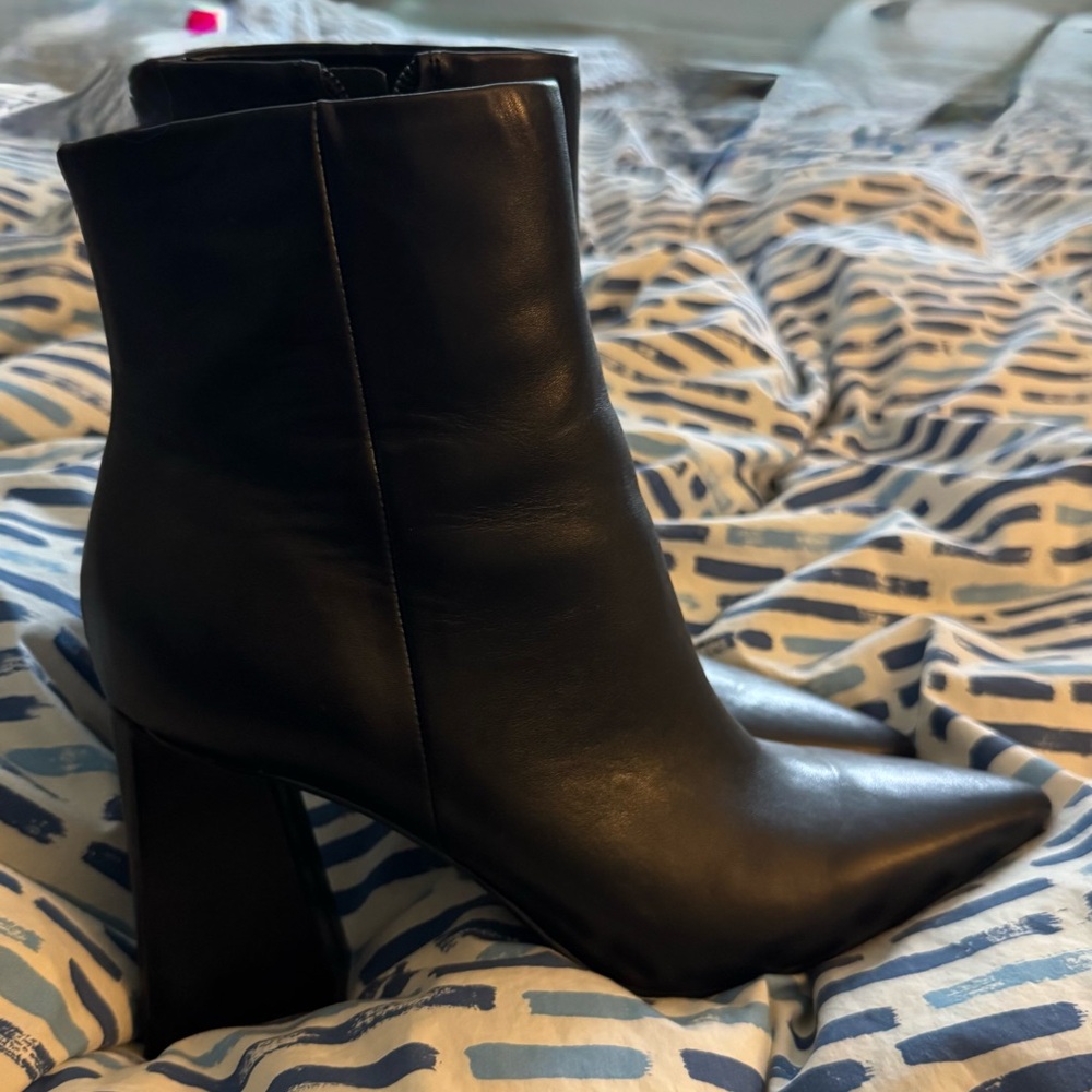 Marc Fisher Black Heeled Boots with Chunky Heel